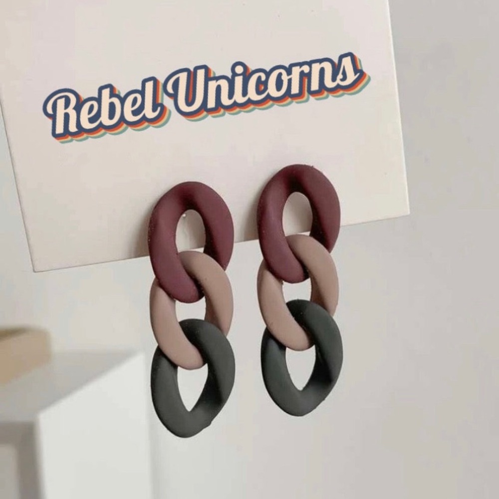 Chain Earrings (new)